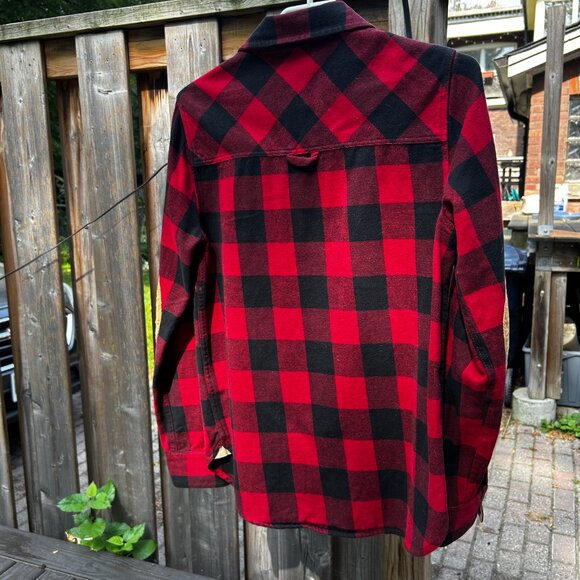 A Canadiana Classic Roots Flannel - Picture 3 of 5